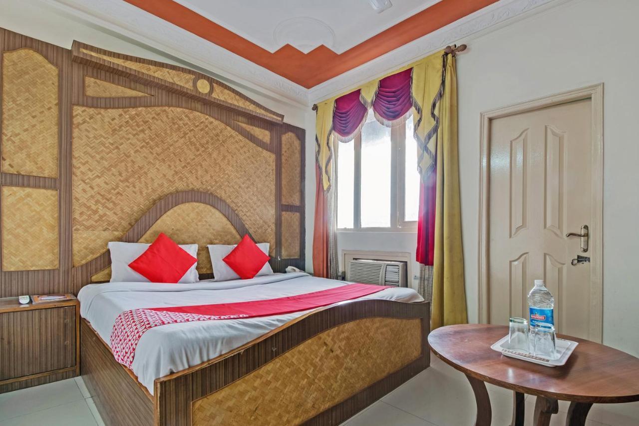 Oyo 24888 Hotel Sham Palace Katra  Luaran gambar